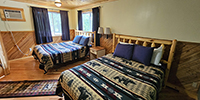 1 Bedroom MN cabin, 2 Queen Beds